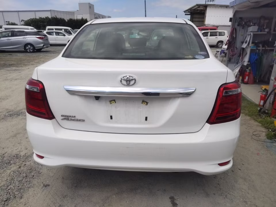 TOYOTA COROLLA AXIO