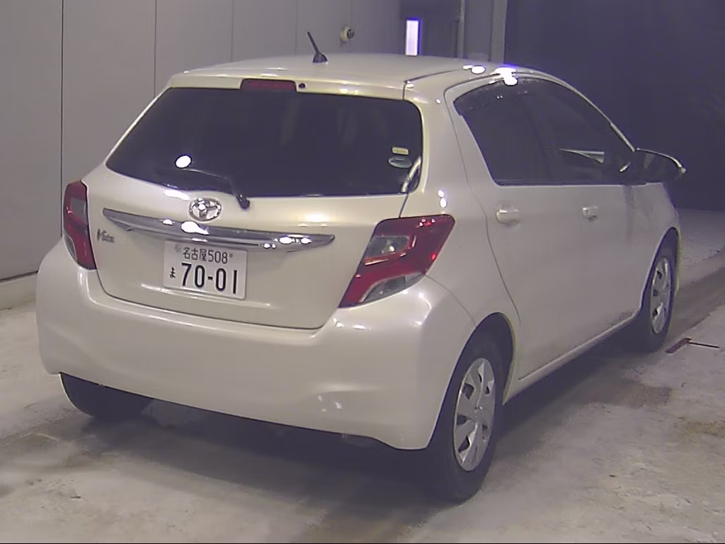 TOYOTA VITZ