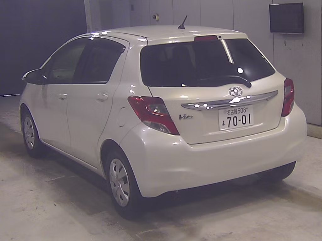 TOYOTA VITZ