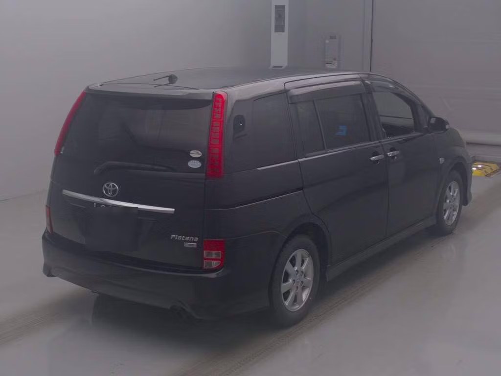 TOYOTA ISIS
