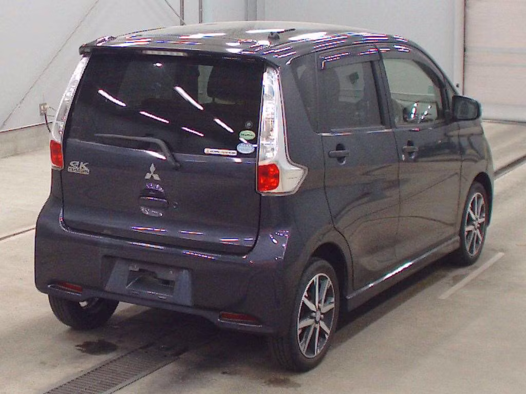 MITSUBISHI EK CUSTOM