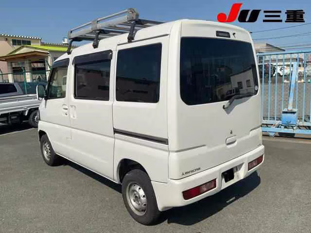 MITSUBISHI MINICAB