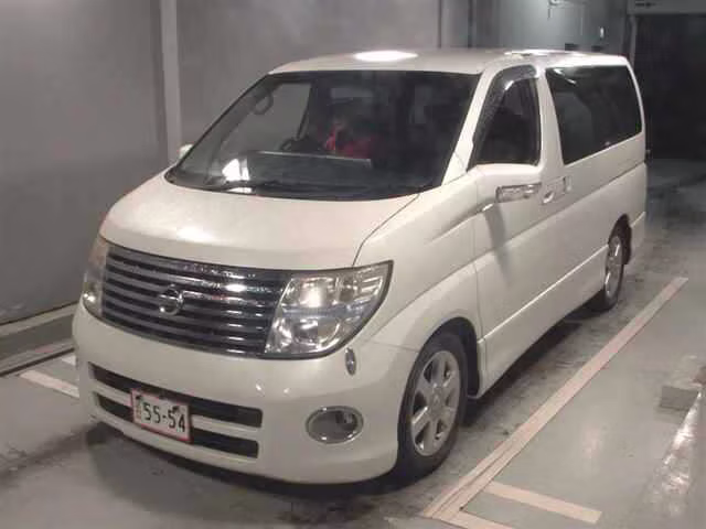 NISSAN ELGRAND