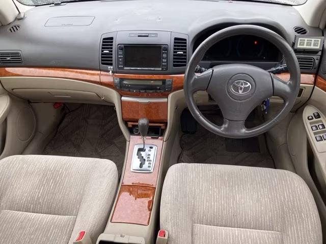 TOYOTA PREMIO