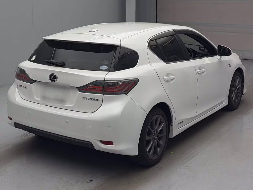 LEXUS CT200H