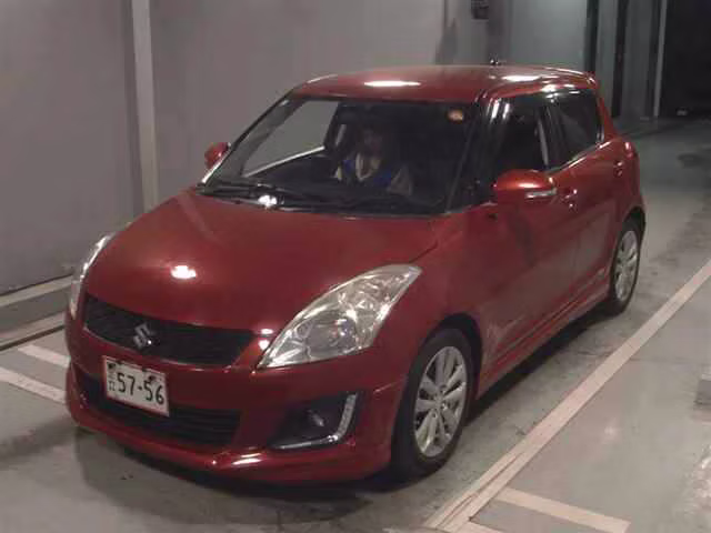 SUZUKI SWIFT
