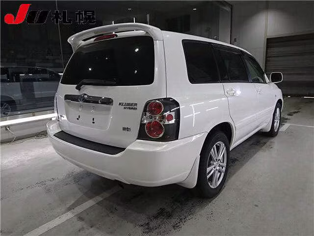 TOYOTA KLUGER V