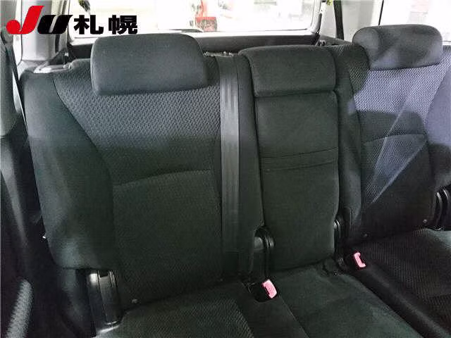 TOYOTA KLUGER V