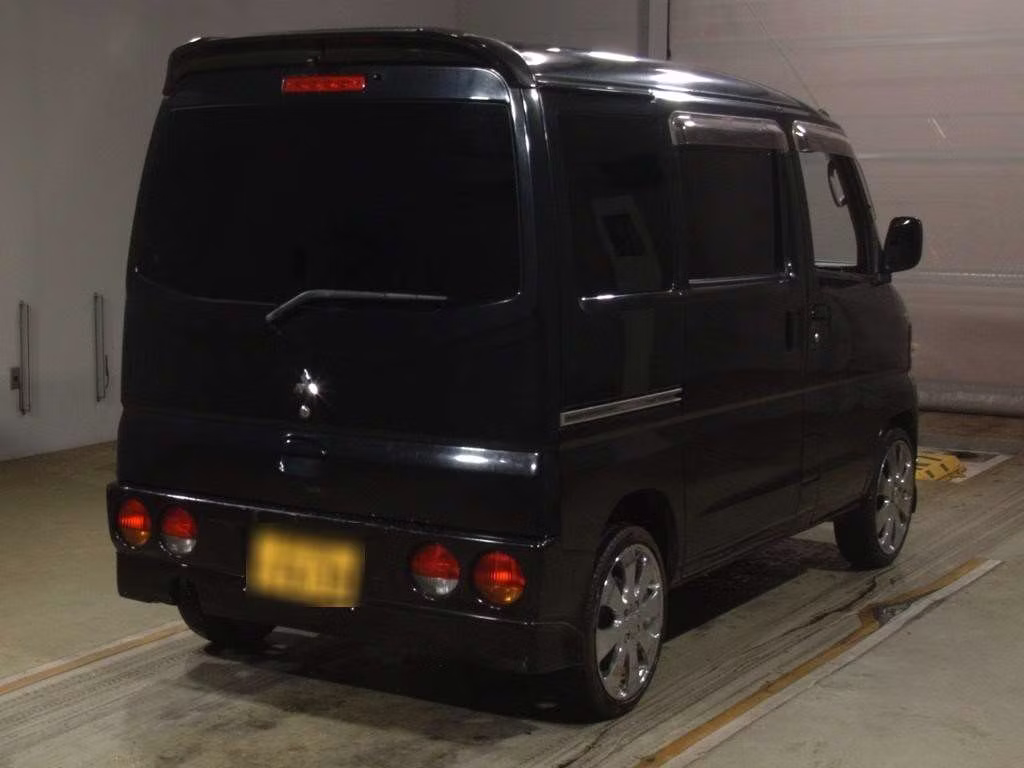 MITSUBISHI TOWN BOX