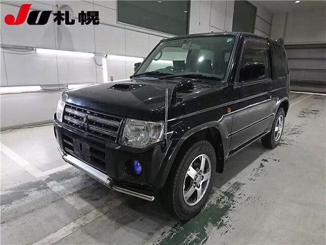 MITSUBISHI PAJERO MINI
