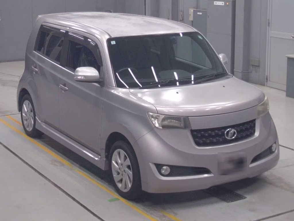 TOYOTA BB