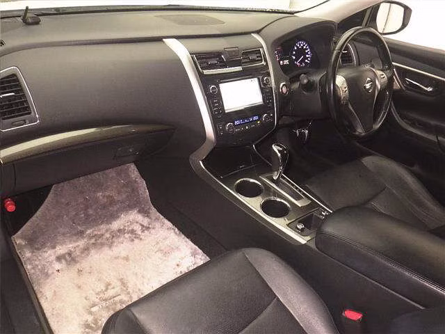 NISSAN TEANA