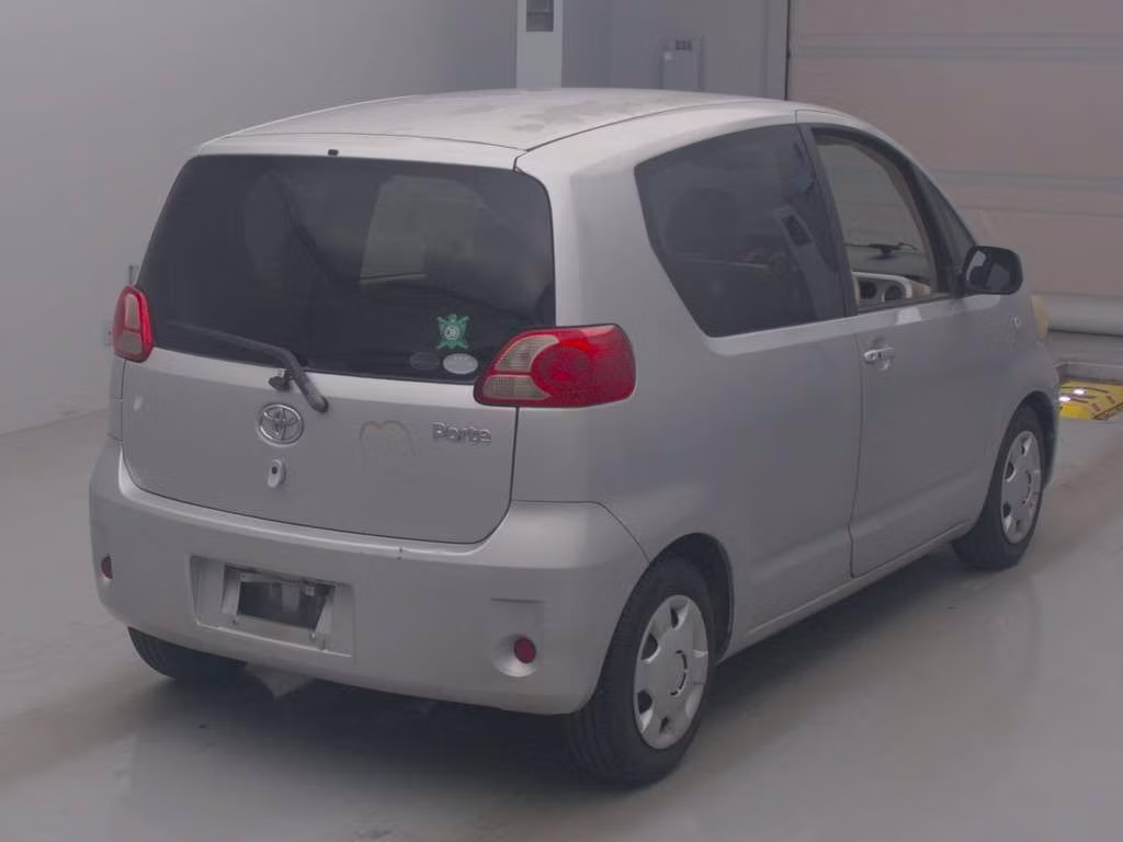 TOYOTA PORTE