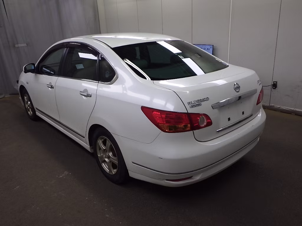 NISSAN BLUEBIRD SYLPHY