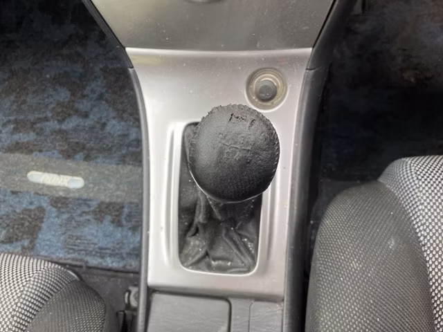 TOYOTA COROLLA RUNX
