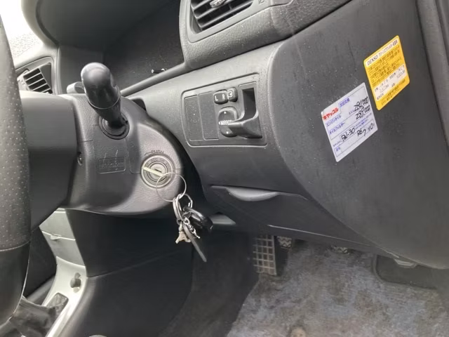 TOYOTA COROLLA RUNX