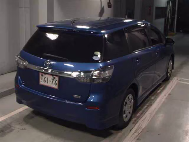 TOYOTA WISH