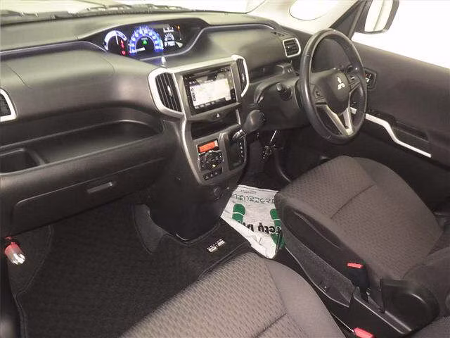 MITSUBISHI DELICA D:2