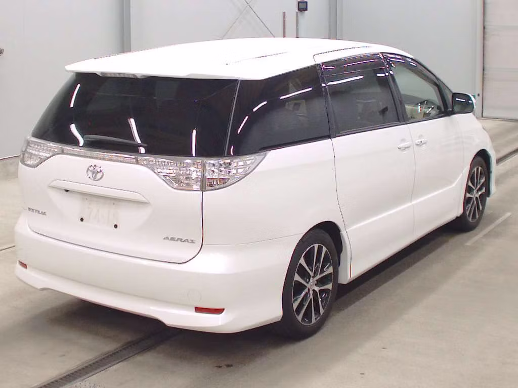 TOYOTA ESTIMA