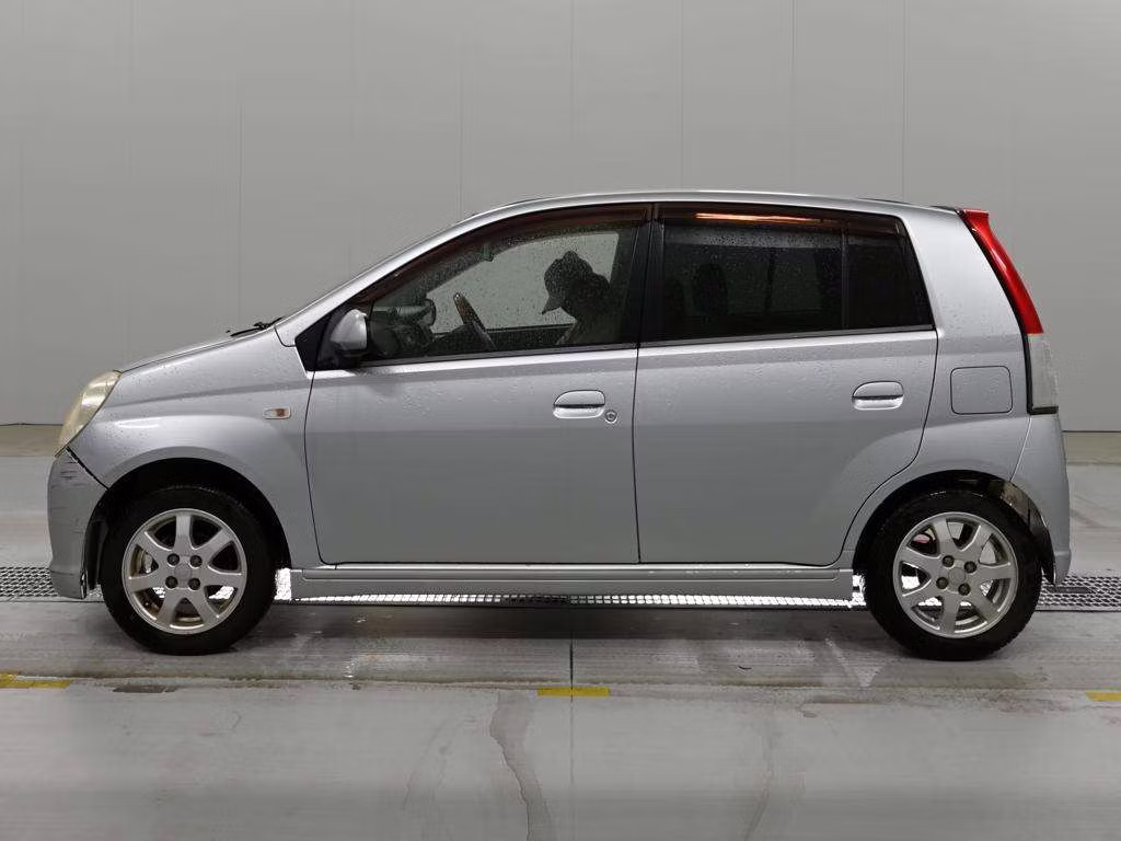 DAIHATSU MIRA AVY