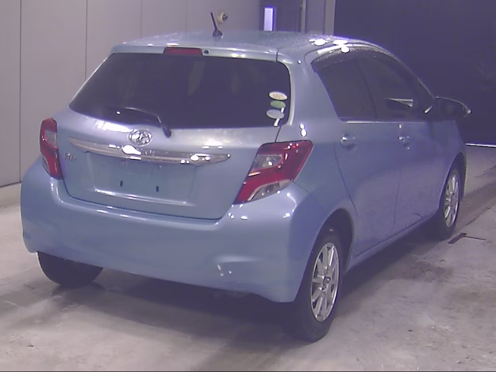 TOYOTA VITZ