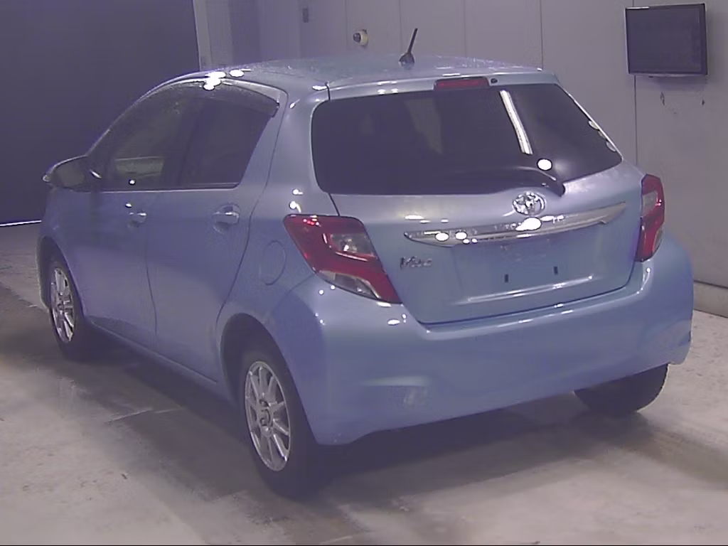 TOYOTA VITZ