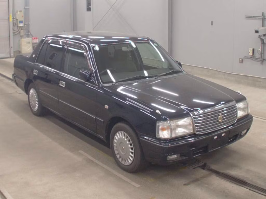 TOYOTA CROWN