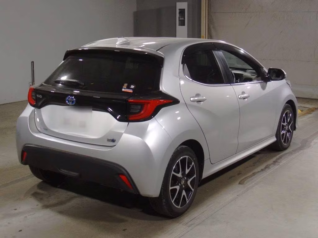 TOYOTA YARIS