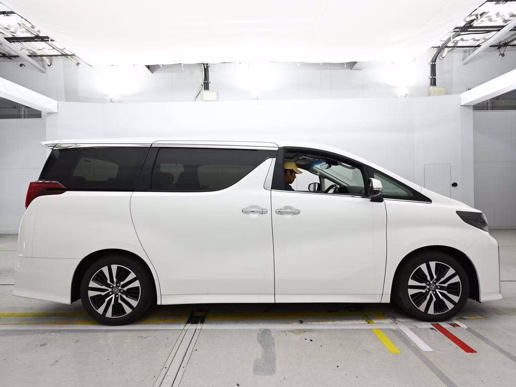 TOYOTA ALPHARD