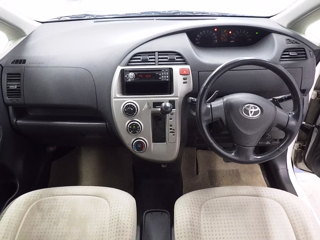 TOYOTA RACTIS