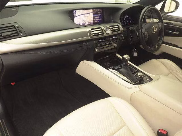 LEXUS LS460