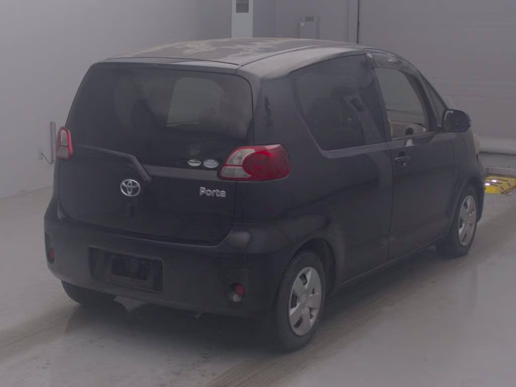TOYOTA PORTE