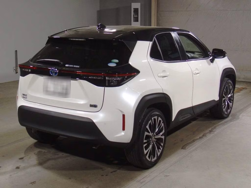 TOYOTA YARIS CROSS