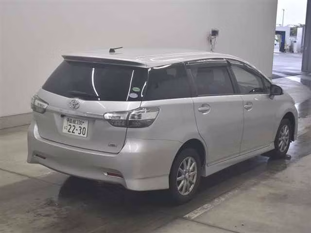 TOYOTA WISH