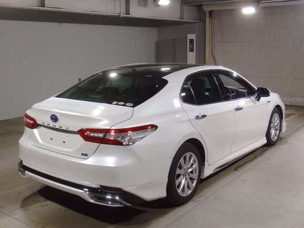 TOYOTA CAMRY