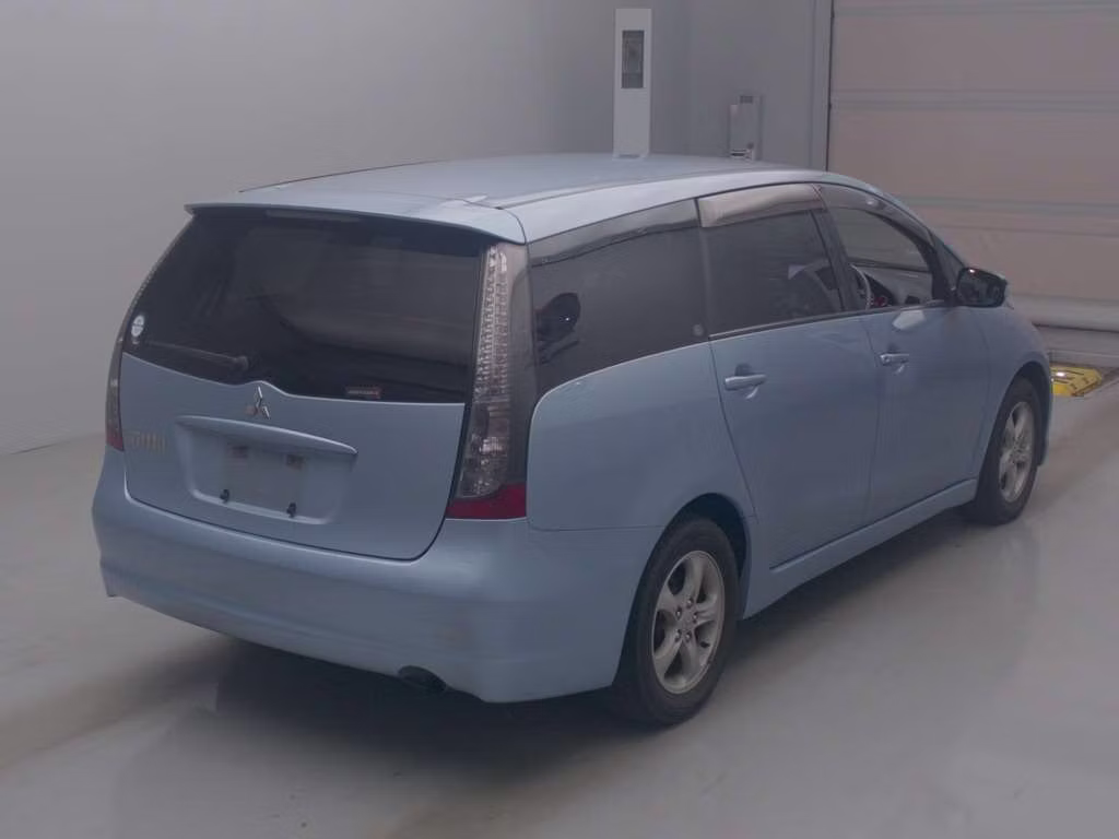 MITSUBISHI GRANDIS
