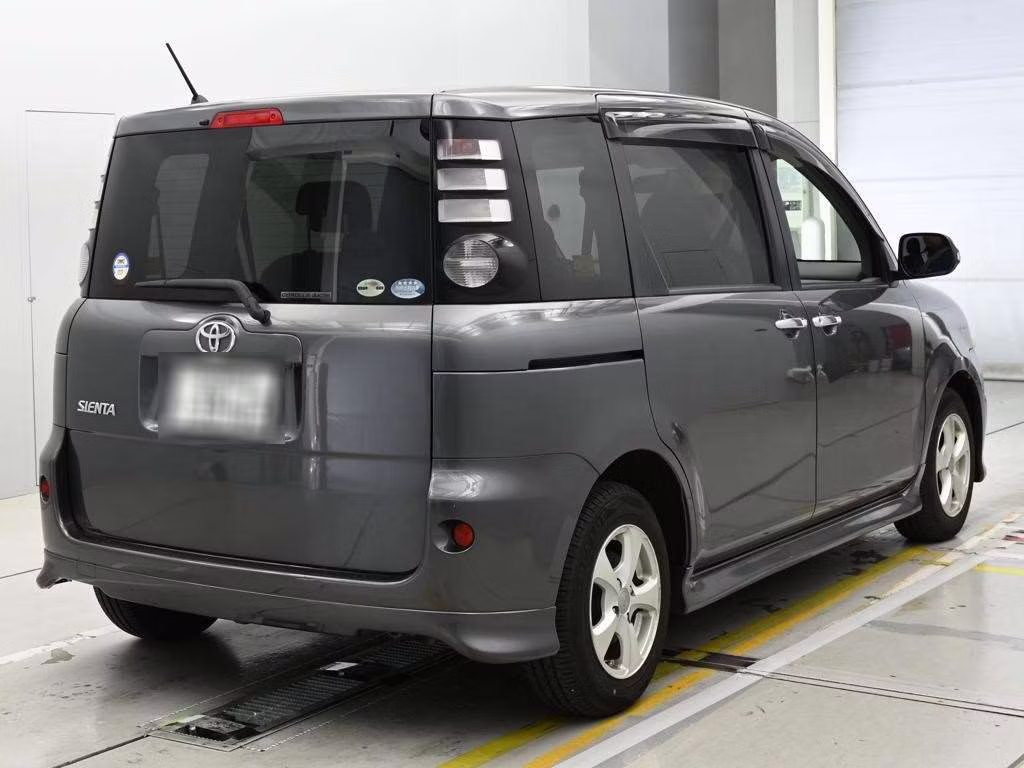 TOYOTA SIENTA