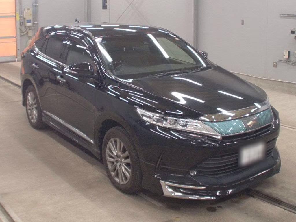 TOYOTA HARRIER