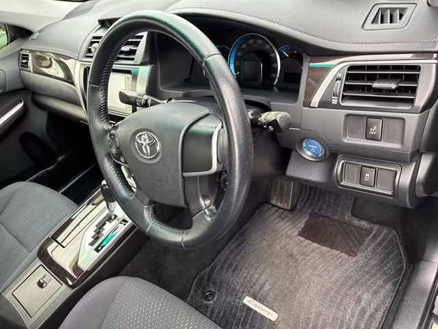 TOYOTA CAMRY