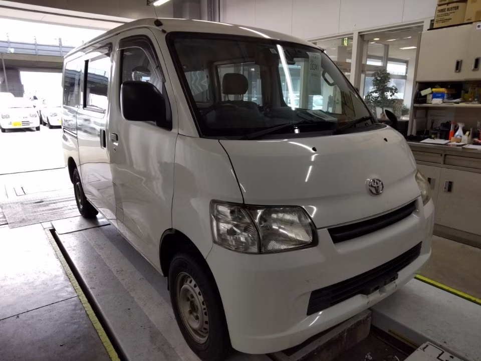 TOYOTA TOWN ACE
