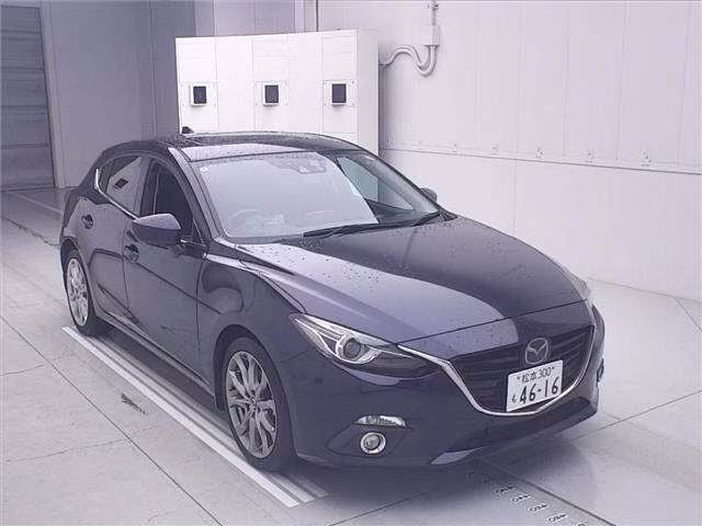 MAZDA AXELA