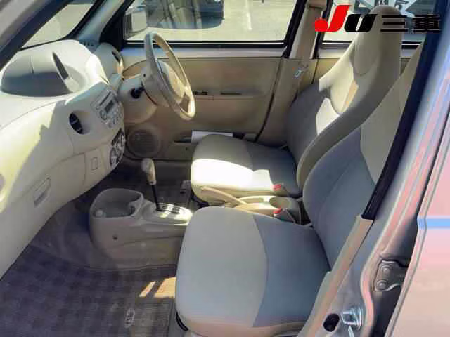 DAIHATSU ESSE