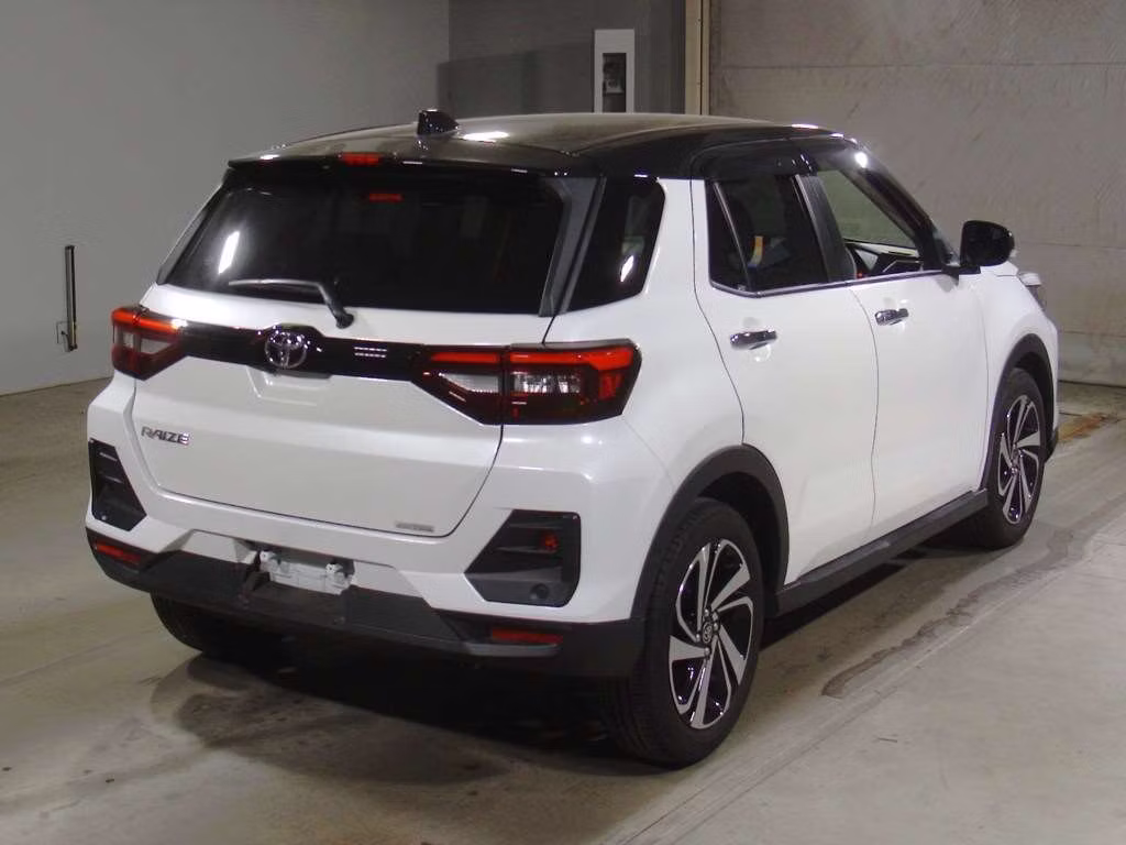 TOYOTA RAIZE