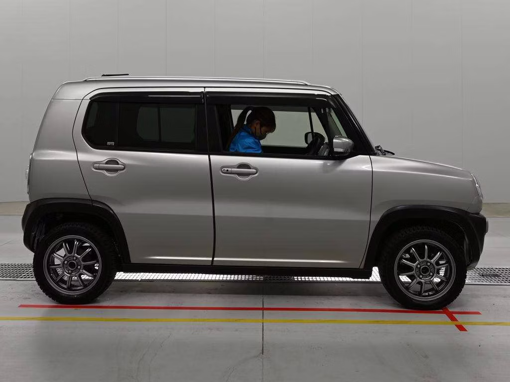 MAZDA FLAIR CROSSOVER