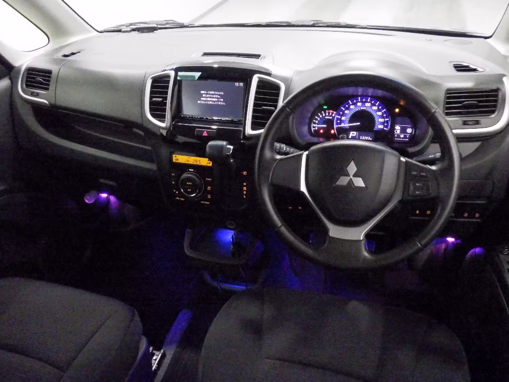 MITSUBISHI DELICA D:2