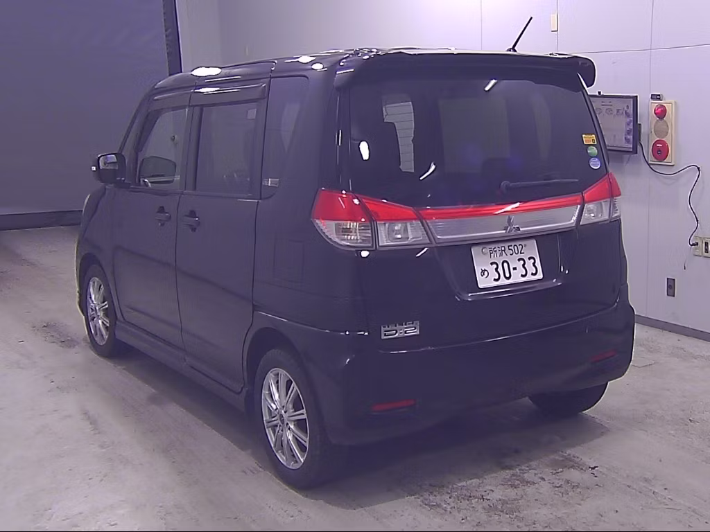 MITSUBISHI DELICA D:2