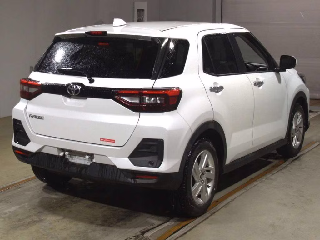 TOYOTA RAIZE