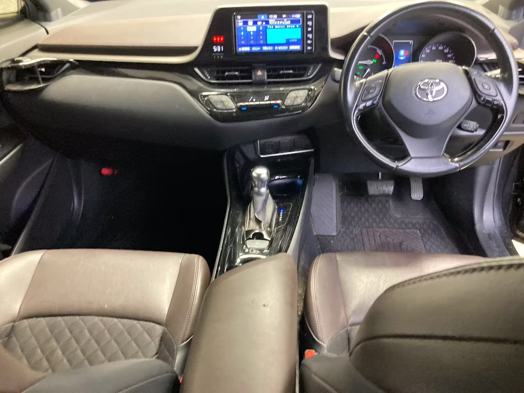 TOYOTA C-HR