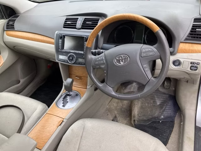TOYOTA PREMIO
