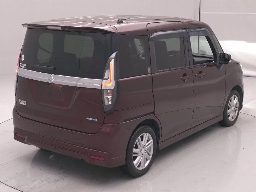 MITSUBISHI DELICA D:2
